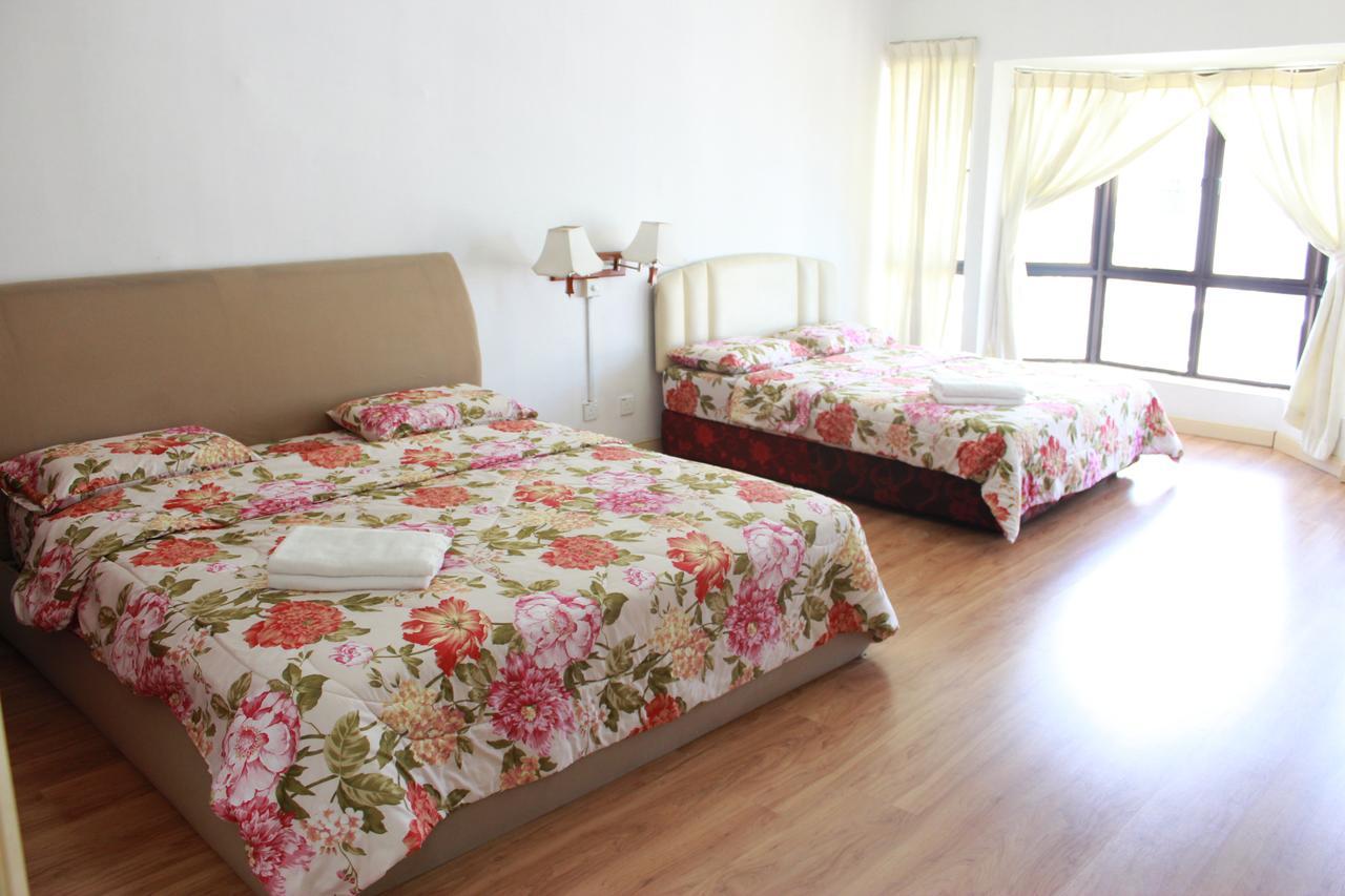 Marina Court, Kota Kinabalu, Sabah Villa Exterior photo