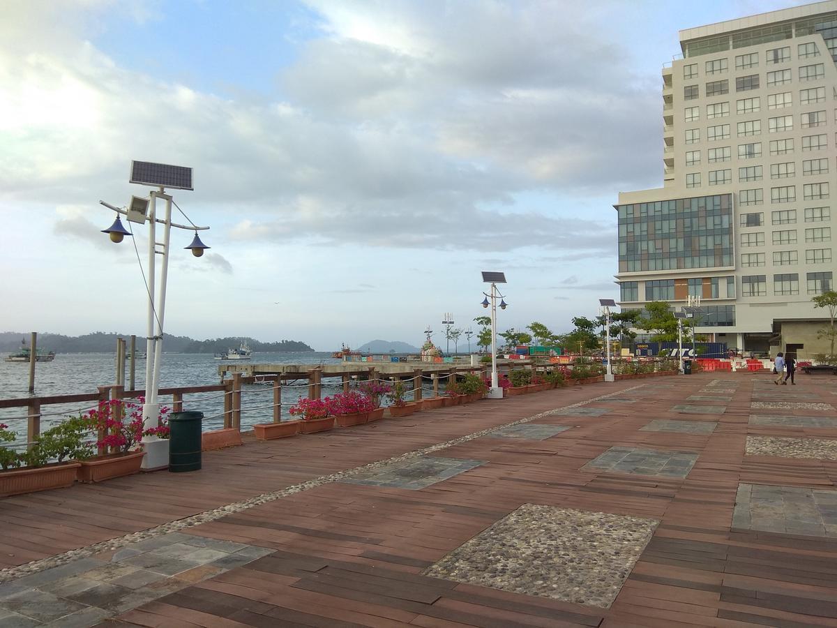 Marina Court, Kota Kinabalu, Sabah Villa Exterior photo